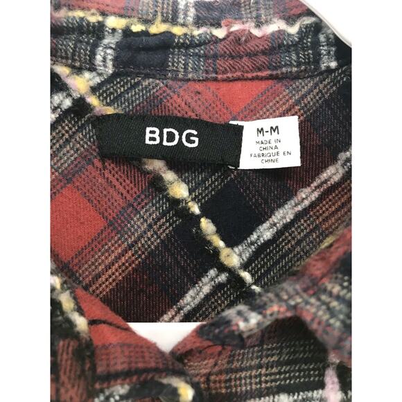 BDG Red Black Plaid Flannel Button Down Shirt Womens M - Picture 5 of 9